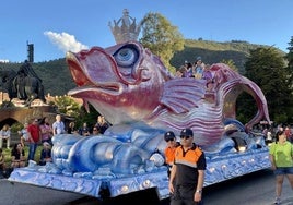 Desfile de carrozas de las fiestas de la Encina de Ponferrada, en una imagen de archivo.