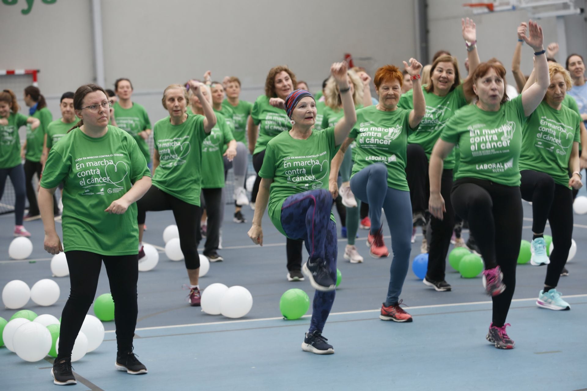 Zumba contra el cáncer en Gijón