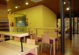 Sala de estudio de la biblioteca municipal de Candás